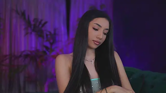 GinaValentinna online show from 11-19-25, 07:58