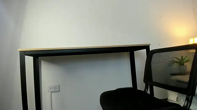 Caroline dh online show from 04-08-26, 11:32