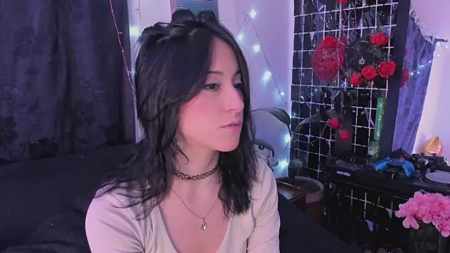 Snapshot of Carlasxdreams chatting on 02-17-25, 03:15 Carlasxdreams online show from 02-17-25, 03:15