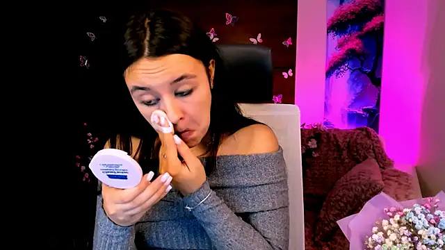 rozmary ket online show from 01-31-25, 05:10