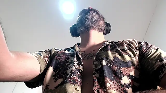 Gabriel Harmant online show from 01-15-25, 05:08