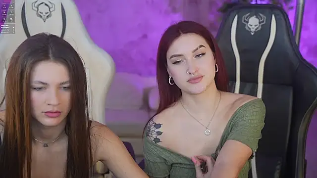 Julia  Star  online show from 02-26-25, 10:58