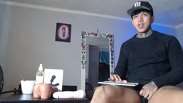 Snapshot of Nickhot0609 chatting on 12-31-24, 01:08 Nickhot0609 online show from 12-31-24, 01:08