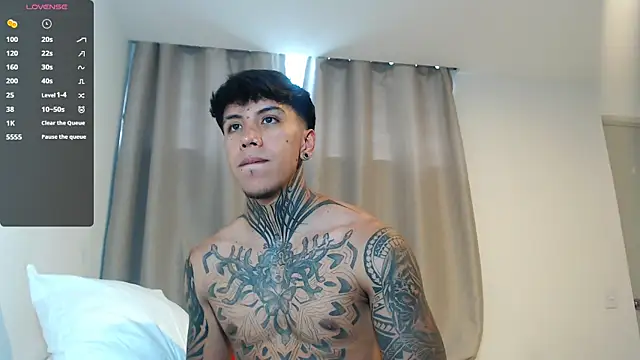 Snapshot of Nickhot0609 chatting on 02-26-25, 08:11 Nickhot0609 online show from 02-26-25, 08:11