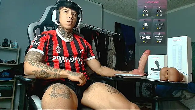 Snapshot of Nickhot0609 chatting on 09-24-25, 02:26 Nickhot0609 online show from 09-24-25, 02:26