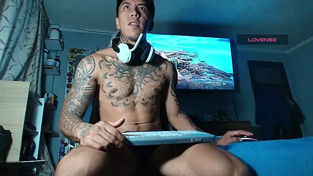 Nickhot0609 online show from 02-28-26, 03:18