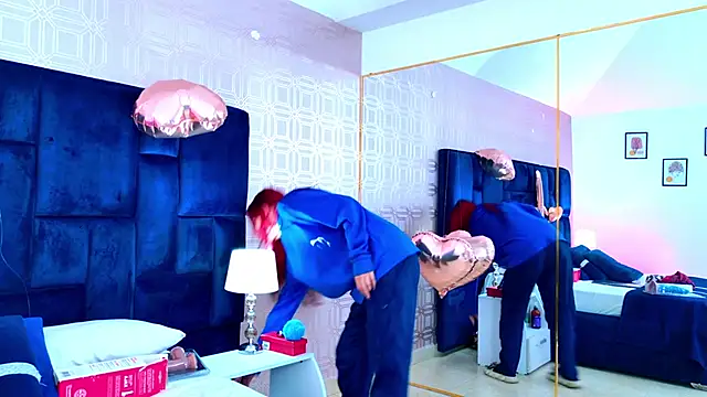 Derieri D online show from 02-19-26, 03:24