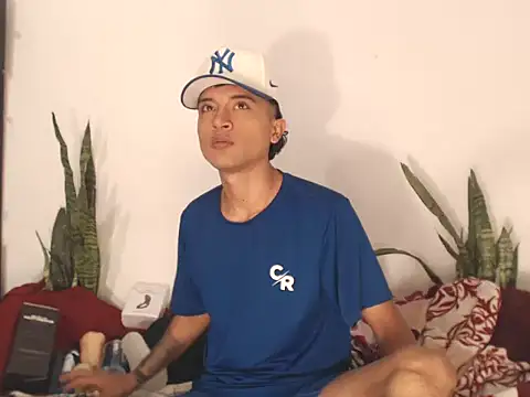 Edward Milleer online show from 10-03-25, 02:52