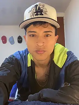 Snapshot of Edward_Milleer chatting on 03-01-26, 05:09 Edward Milleer online show from 03-01-26, 05:09