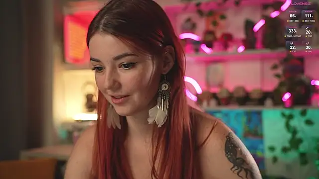 Snapshot of Charmings_054 chatting on 02-19-25, 08:10 Charmings 054 online show from 02-19-25, 08:10