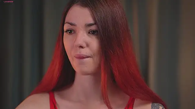 Snapshot of Charmings_054 chatting on 02-27-26, 04:18 Charmings 054 online show from 02-27-26, 04:18