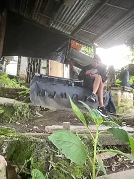 Jestebanano online show from 03-17-26, 12:30