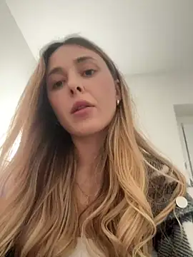 Sophie Enzo online show from 03-01-25, 09:15