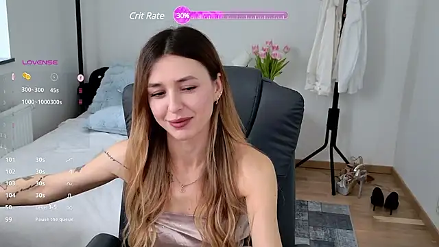 Sophie Enzo online show from 03-11-25, 08:52