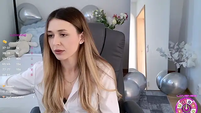 Sophie Enzo online show from 03-20-25, 12:11