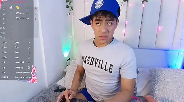 Snapshot of kiing_azahell chatting on 01-12-25, 01:42 kiing azahell online show from 01-12-25, 01:42