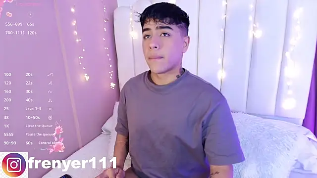 Snapshot of kiing_azahell chatting on 03-07-25, 09:48 kiing azahell online show from 03-07-25, 09:48