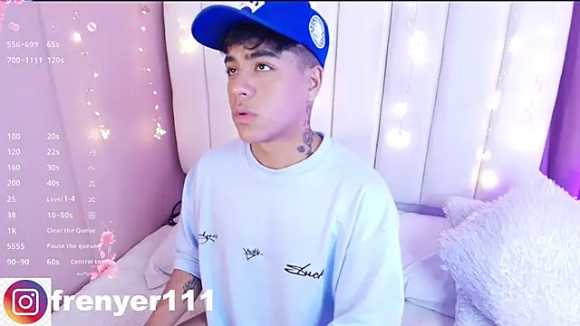 Snapshot of kiing_azahell chatting on 03-11-25, 03:05 kiing azahell online show from 03-11-25, 03:05