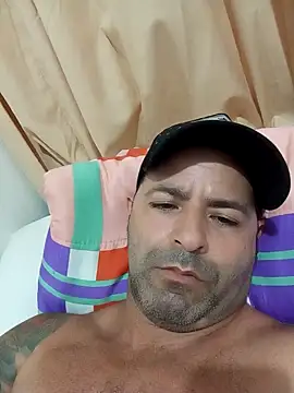 Snapshot of Marciogrei chatting on 01-26-25, 08:02 Marciogrei online show from 01-26-25, 08:02