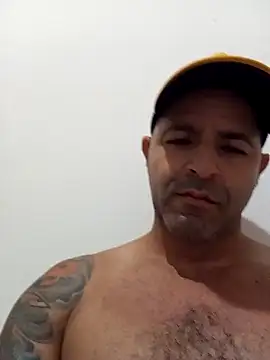 Snapshot of Marciogrei chatting on 01-28-25, 08:15 Marciogrei online show from 01-28-25, 08:15