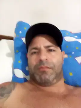 Snapshot of Marciogrei chatting on 02-15-25, 08:33 Marciogrei online show from 02-15-25, 08:33