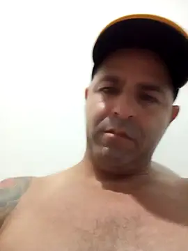 Snapshot of Marciogrei chatting on 03-01-25, 08:42 Marciogrei online show from 03-01-25, 08:42