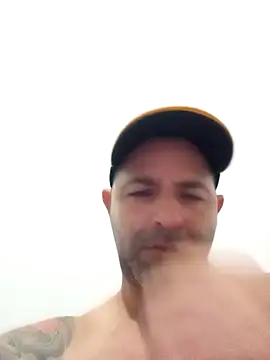 Snapshot of Marciogrei chatting on 03-19-25, 05:39 Marciogrei online show from 03-19-25, 05:39