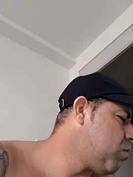 Snapshot of Marciogrei chatting on 10-03-25, 09:12 Marciogrei online show from 10-03-25, 09:12