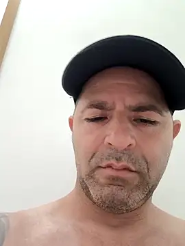 Snapshot of Marciogrei chatting on 10-10-25, 07:35 Marciogrei online show from 10-10-25, 07:35