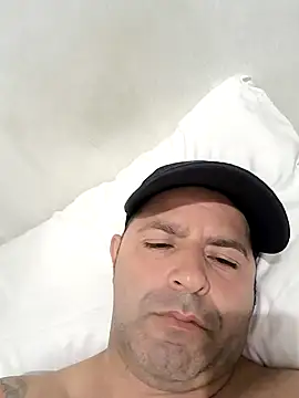 Snapshot of Marciogrei chatting on 10-16-25, 12:28 Marciogrei online show from 10-16-25, 12:28