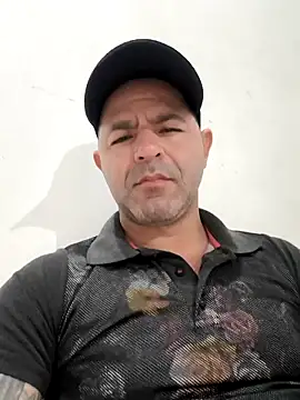 Snapshot of Marciogrei chatting on 10-29-25, 07:04 Marciogrei online show from 10-29-25, 07:04