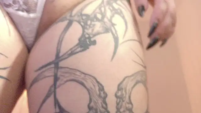 Yuriko May online show from 03-20-26, 09:25