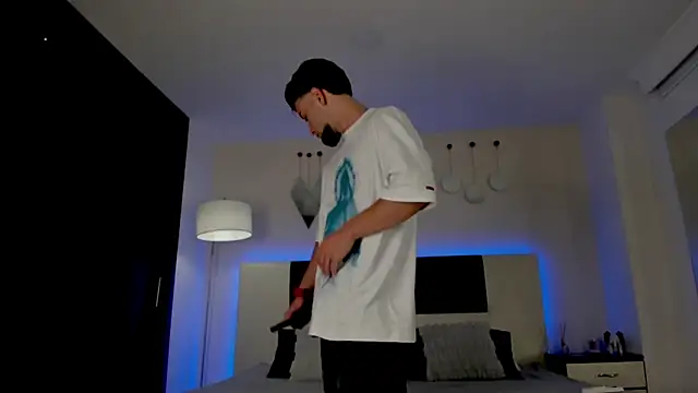 MattDevon online show from 01-06-26, 04:49