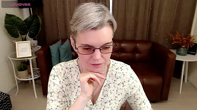 Snapshot of Cutie_Erikaa1 chatting on 01-23-25, 08:57 Cutie Erikaa1 online show from 01-23-25, 08:57