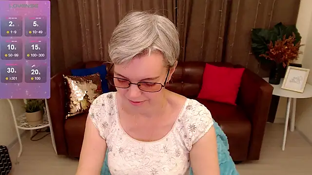 Snapshot of Cutie_Erikaa1 chatting on 03-05-25, 06:54 Cutie Erikaa1 online show from 03-05-25, 06:54