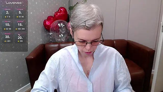 Cutie Erikaa1 online show from 02-24-26, 02:09