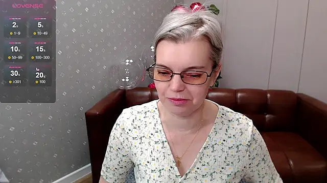 Cutie Erikaa1 online show from 03-13-26, 02:18