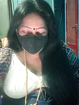 Snapshot of maniisha chatting on 06-30-26, 04:41 maniisha online show from 06-30-26, 04:41