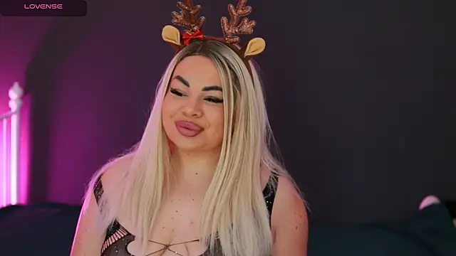 MissLilaa online show from 12-14-24, 05:58