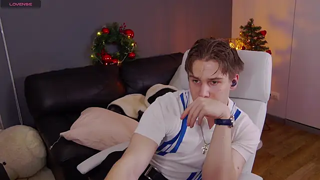 Marcus Swampov online show from 12-25-24, 06:52