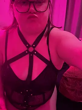 Snapshot of Tallulah-mae-xoxox chatting on 02-10-25, 11:02 Tallulah-mae-xoxox online show from 02-10-25, 11:02