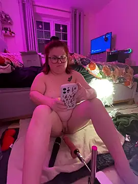 Snapshot of Tallulah-mae-xoxox chatting on 02-16-25, 09:48 Tallulah-mae-xoxox online show from 02-16-25, 09:48