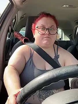 Snapshot of Tallulah-mae-xoxox chatting on 03-09-25, 01:26 Tallulah-mae-xoxox online show from 03-09-25, 01:26