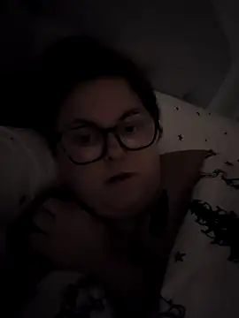 Snapshot of Tallulah-mae-xoxox chatting on 11-19-25, 08:47 Tallulah-mae-xoxox online show from 11-19-25, 08:47