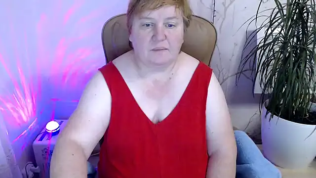 Snapshot of Limonka-Fire chatting on 12-07-24, 08:49 Limonka-Fire online show from 12-07-24, 08:49