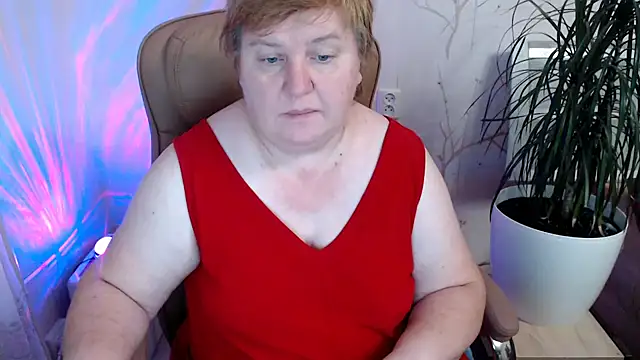 Snapshot of Limonka-Fire chatting on 12-08-24, 01:25 Limonka-Fire online show from 12-08-24, 01:25