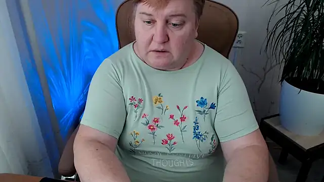 Snapshot of Limonka-Fire chatting on 01-02-25, 10:37 Limonka-Fire online show from 01-02-25, 10:37