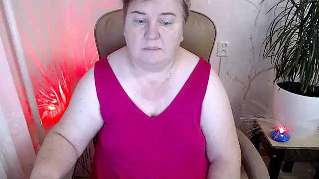 Snapshot of Limonka-Fire chatting on 01-07-25, 10:11 Limonka-Fire online show from 01-07-25, 10:11