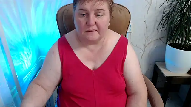Snapshot of Limonka-Fire chatting on 01-10-25, 04:41 Limonka-Fire online show from 01-10-25, 04:41