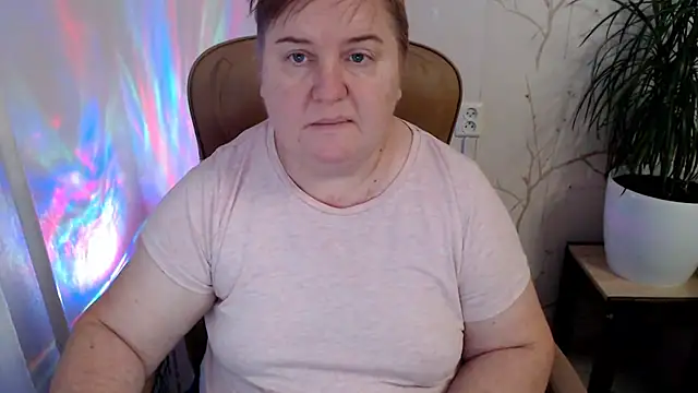 Snapshot of Limonka-Fire chatting on 01-11-25, 11:56 Limonka-Fire online show from 01-11-25, 11:56